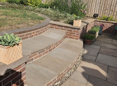 Side view of the steps and lower patio