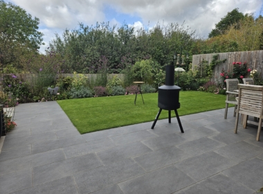 Showing the borrowed landscape