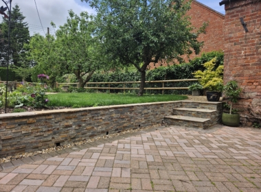 Old and new materials seamlessly coordinated Old and new materials seamlessly coordinated