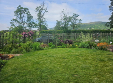 Borrowed Landscape in this Garden Design Borrowed Landscape in this Garden Design